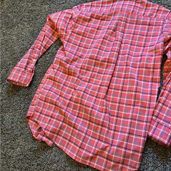 Vineyard vines long sleeve.  Medium - Picture 3 of 3